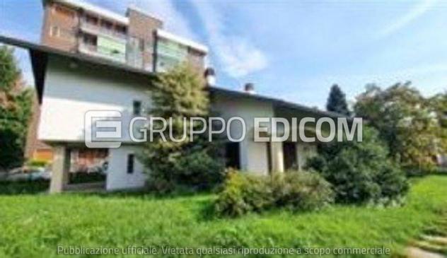 casa indipendente in vendita a Gallarate