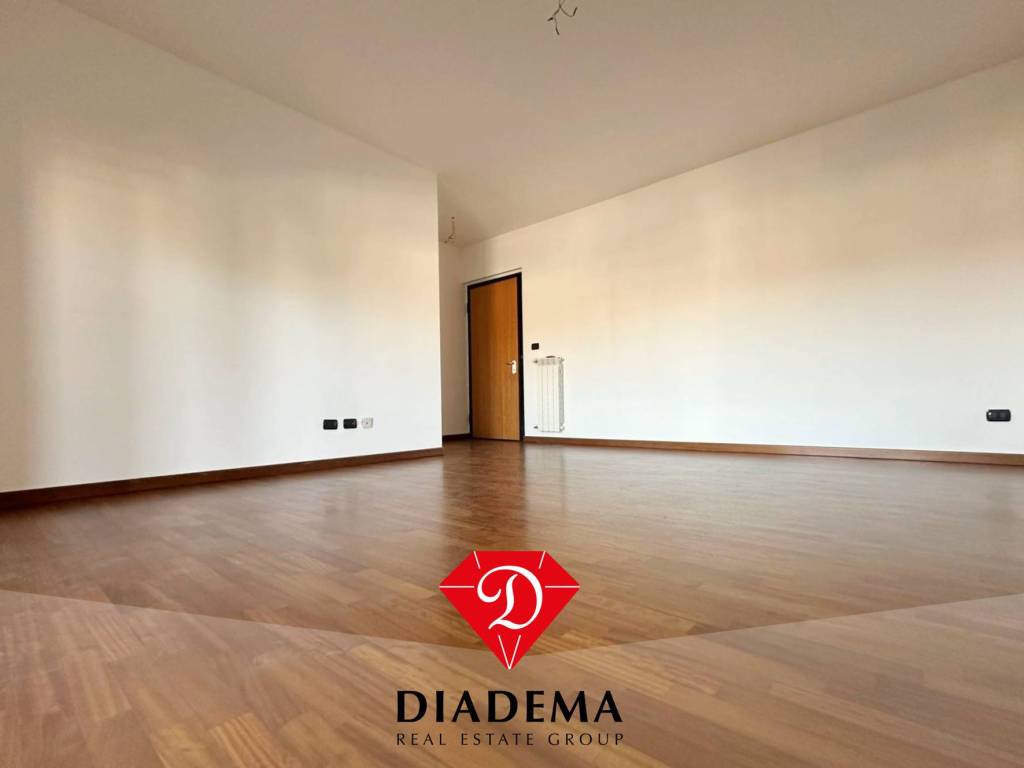 appartamento in vendita a Gallarate in zona Cascinetta