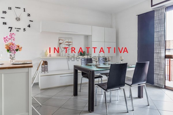 appartamento in vendita a Gallarate in zona Arnate