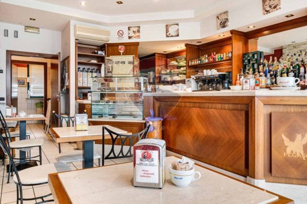 negozio in vendita a Gallarate