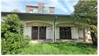 casa indipendente in vendita a Gallarate in zona Ronchi