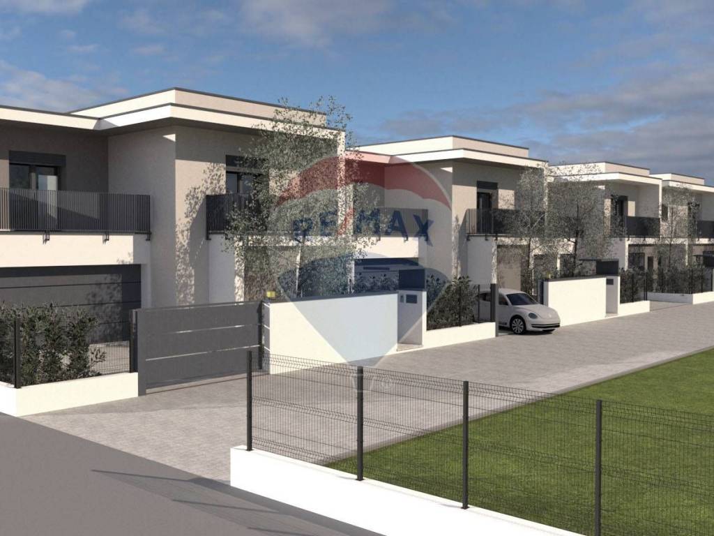 casa indipendente in vendita a Gallarate