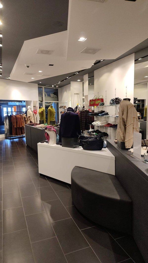 negozio in vendita a Gallarate