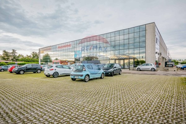 negozio in vendita a Gallarate