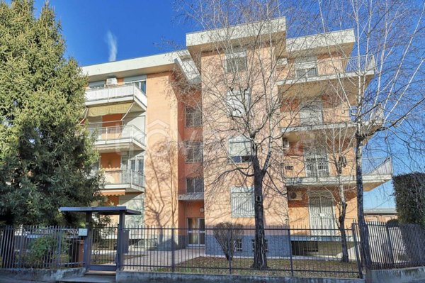 appartamento in vendita a Gallarate in zona Arnate