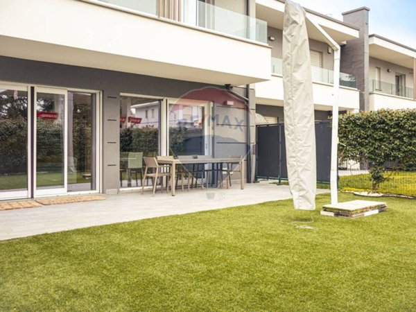 casa indipendente in vendita a Gallarate