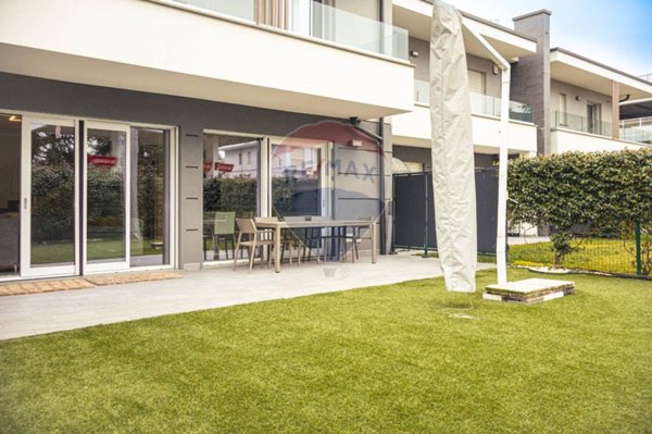 casa indipendente in vendita a Gallarate