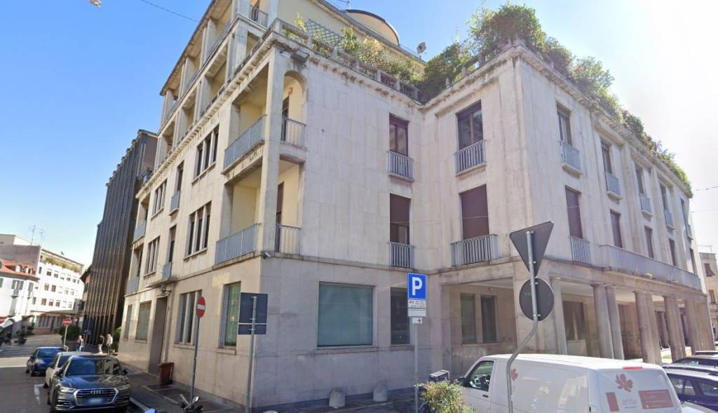 negozio in vendita a Gallarate