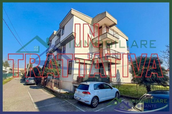 appartamento in vendita a Gallarate in zona Sciarè
