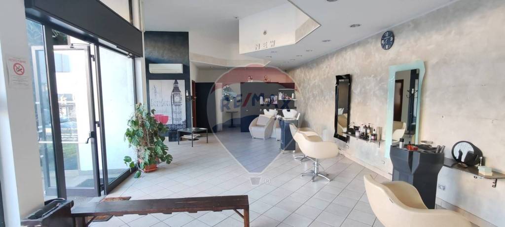 negozio in vendita a Gallarate