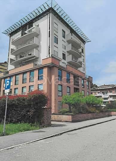 appartamento in vendita a Gallarate in zona Sciarè