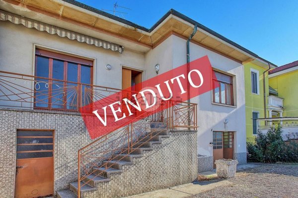 casa semindipendente in vendita a Gallarate