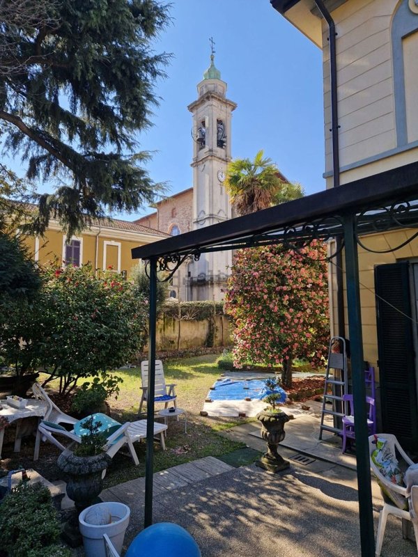 casa indipendente in vendita a Gallarate