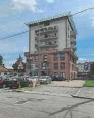 appartamento in vendita a Gallarate in zona Sciarè