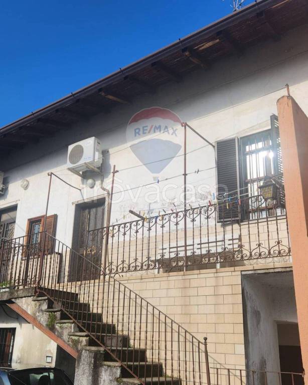 casa indipendente in vendita a Gallarate