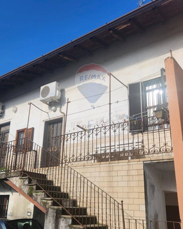 casa indipendente in vendita a Gallarate