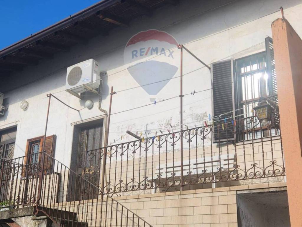 casa indipendente in vendita a Gallarate