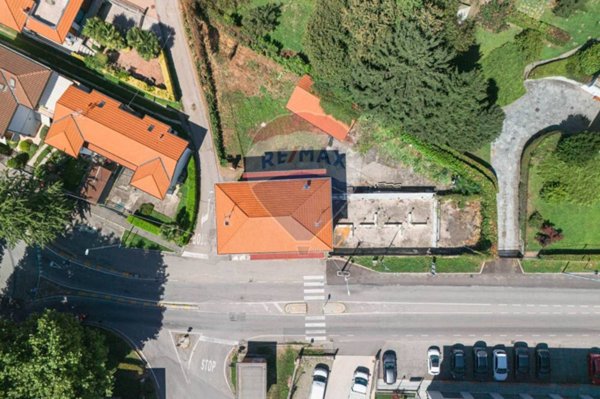 casa indipendente in vendita a Gallarate