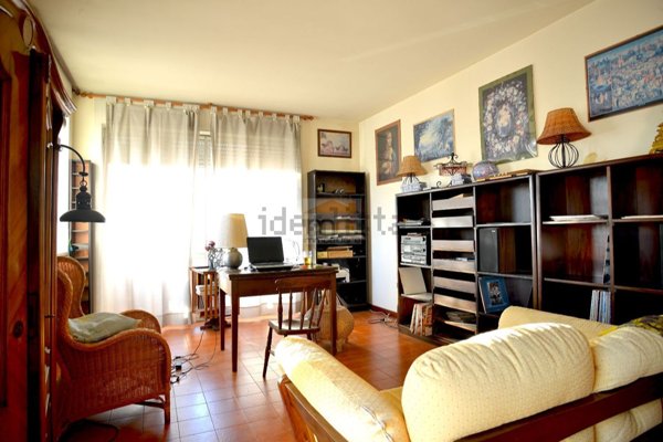 appartamento in vendita a Gallarate in zona Arnate