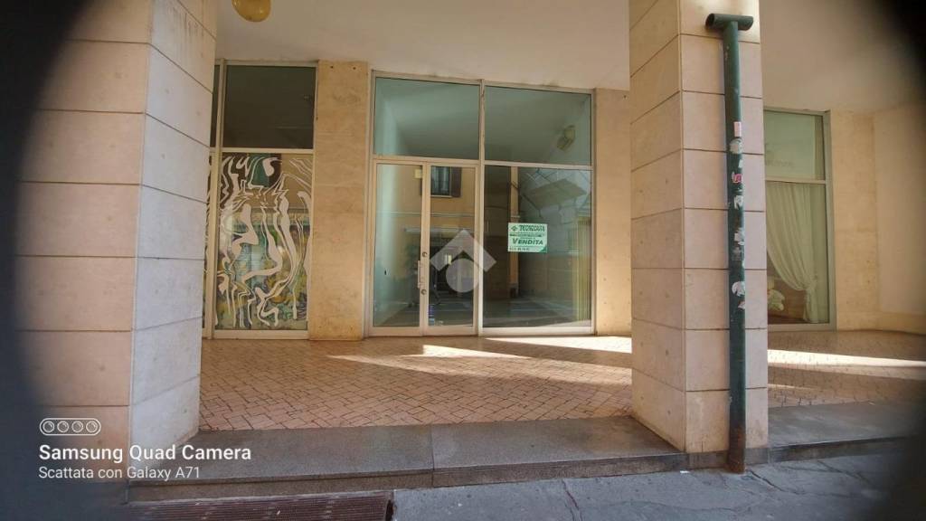 negozio in vendita a Gallarate