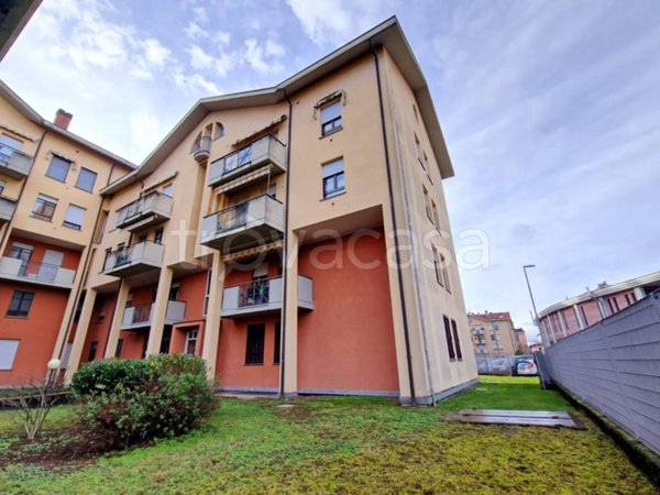 appartamento in vendita a Gallarate in zona Madonna in Campagna