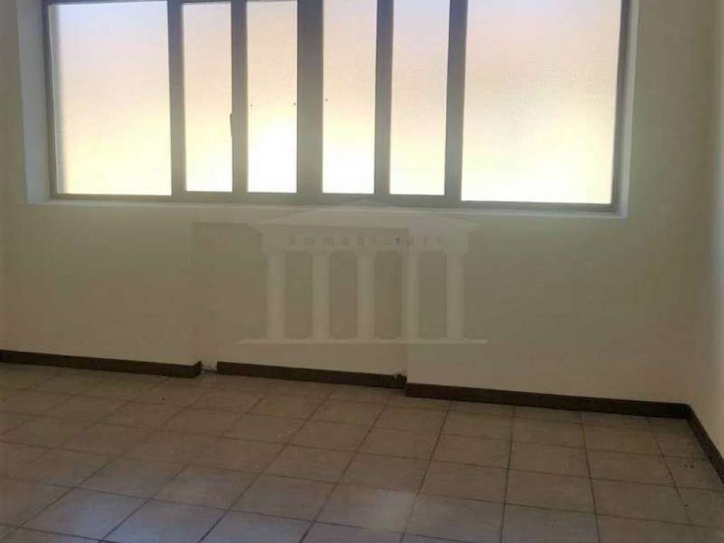 appartamento in vendita a Gallarate in zona Sciarè