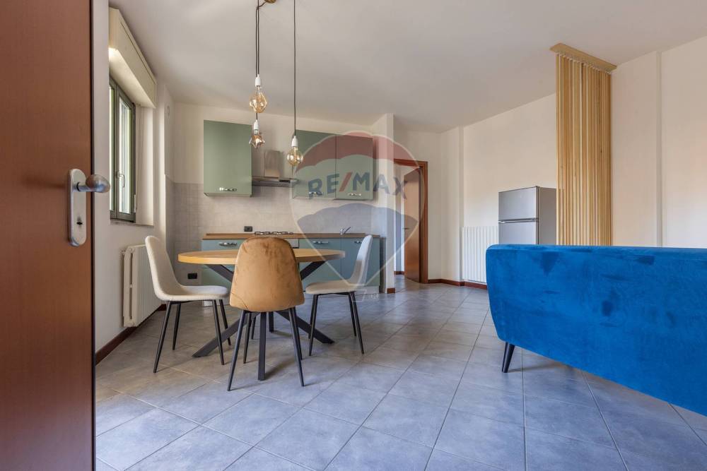 appartamento in vendita a Gallarate in zona Arnate