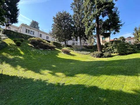 casa indipendente in vendita a Gallarate in zona Crenna