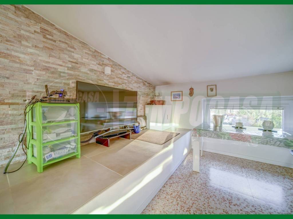 appartamento in vendita a Gallarate in zona Ronchi