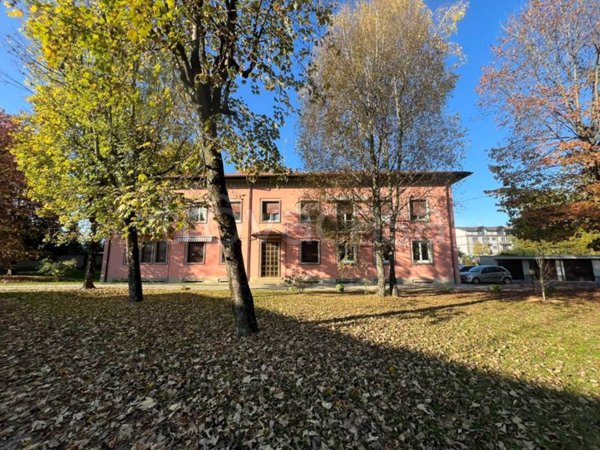 appartamento in vendita a Gallarate in zona Cascinetta