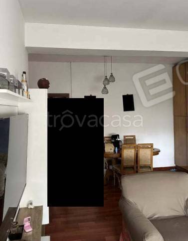 appartamento in vendita a Gallarate in zona Sciarè