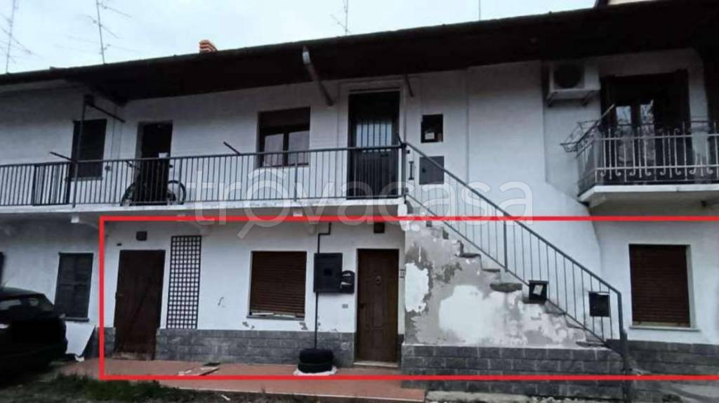 appartamento in vendita a Gallarate in zona Crenna