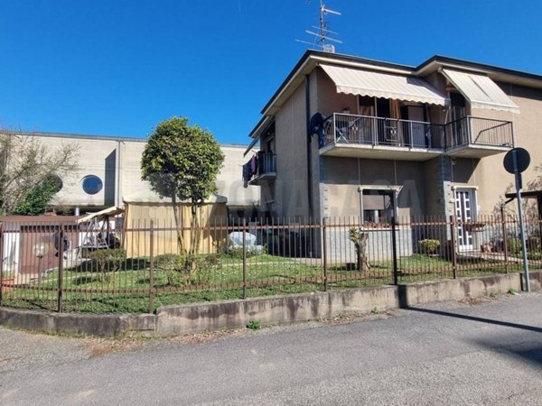 appartamento in vendita a Gallarate in zona Ronchi