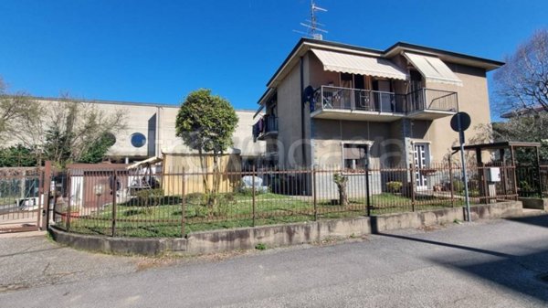 appartamento in vendita a Gallarate in zona Ronchi