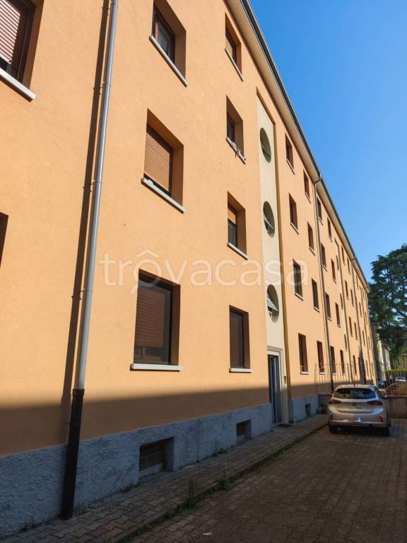appartamento in vendita a Gallarate in zona Cascinetta