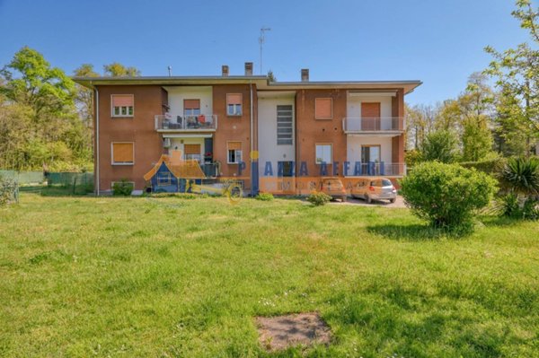 appartamento in vendita a Gallarate in zona Crenna