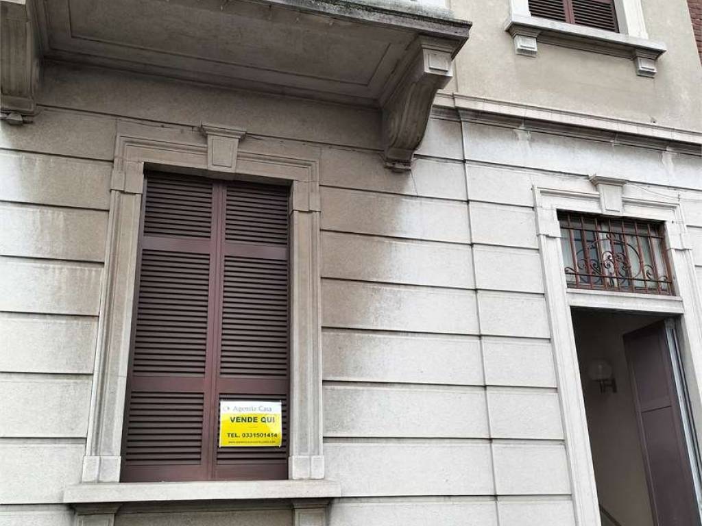 casa indipendente in vendita a Gallarate in zona Cascinetta