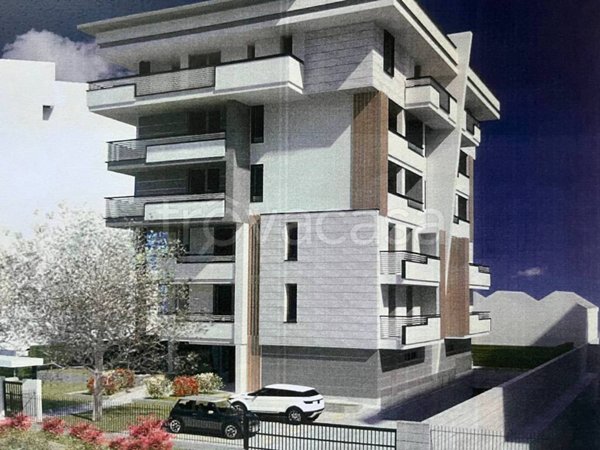 appartamento in vendita a Gallarate in zona Sciarè