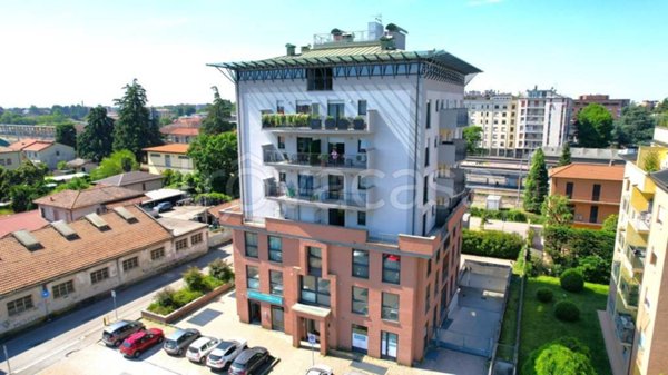appartamento in vendita a Gallarate in zona Sciarè