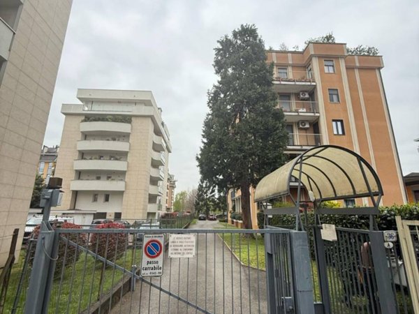 appartamento in vendita a Gallarate in zona Ronchi