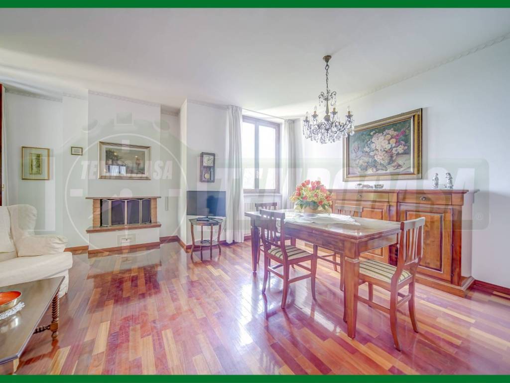 appartamento in vendita a Gallarate in zona Ronchi