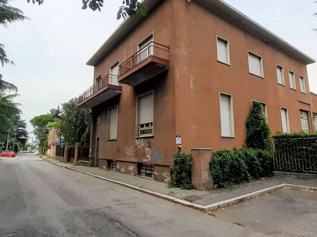 terreno agricolo in vendita a Gallarate in zona Sciarè