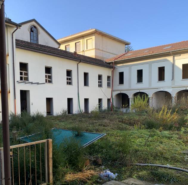 intera palazzina in vendita a Gallarate