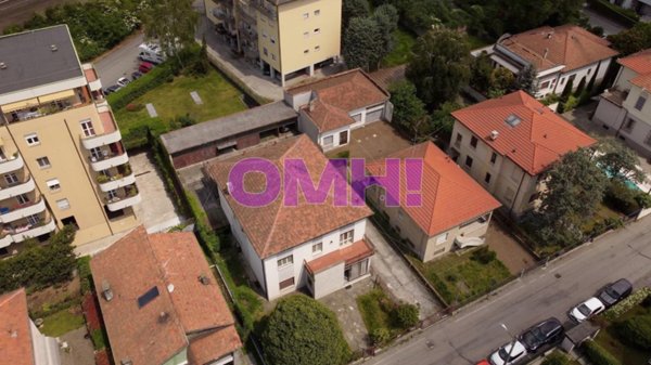 casa indipendente in vendita a Gallarate