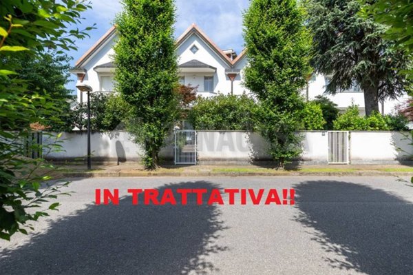 casa indipendente in vendita a Gallarate in zona Ronchi