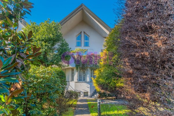 casa indipendente in vendita a Gallarate in zona Ronchi