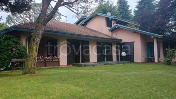 villa in vendita a Gallarate