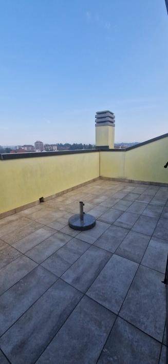 appartamento in vendita a Gallarate in zona Madonna in Campagna
