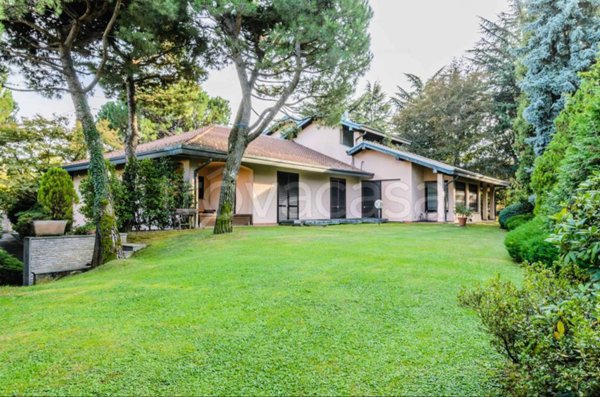 villa in vendita a Gallarate