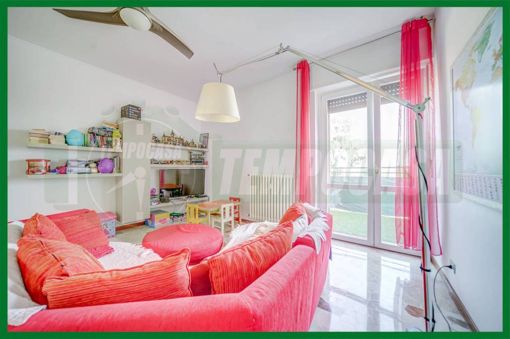 appartamento in vendita a Gallarate in zona Cascinetta